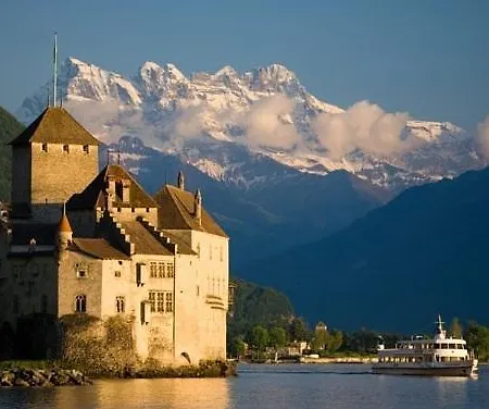 Swiss Riviera Elegance Apartment Montreux