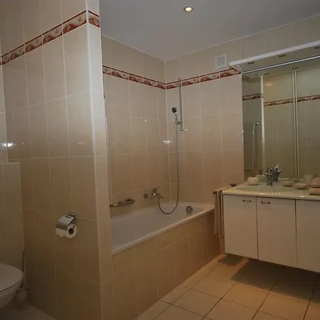 Apartment Swiss Riviera Elegance *